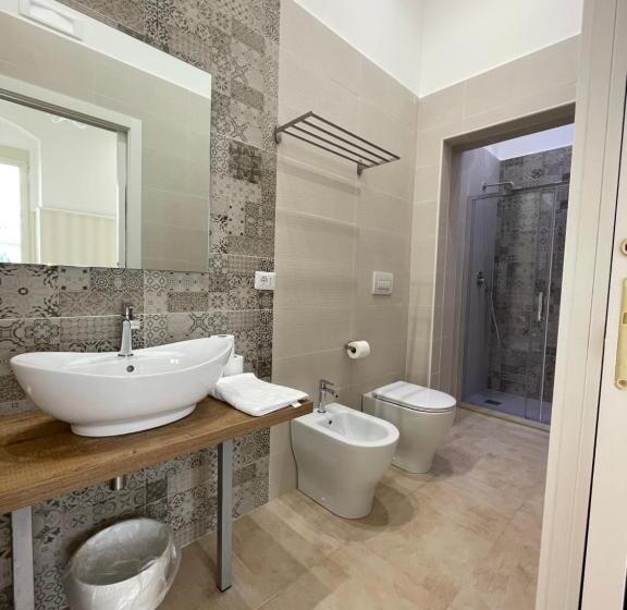 بنسيون Domus Bianca Lancia