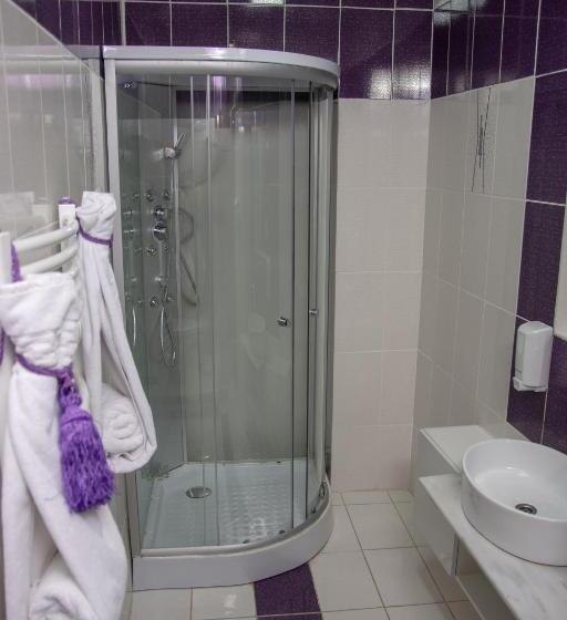 ペンション Iris Boutique