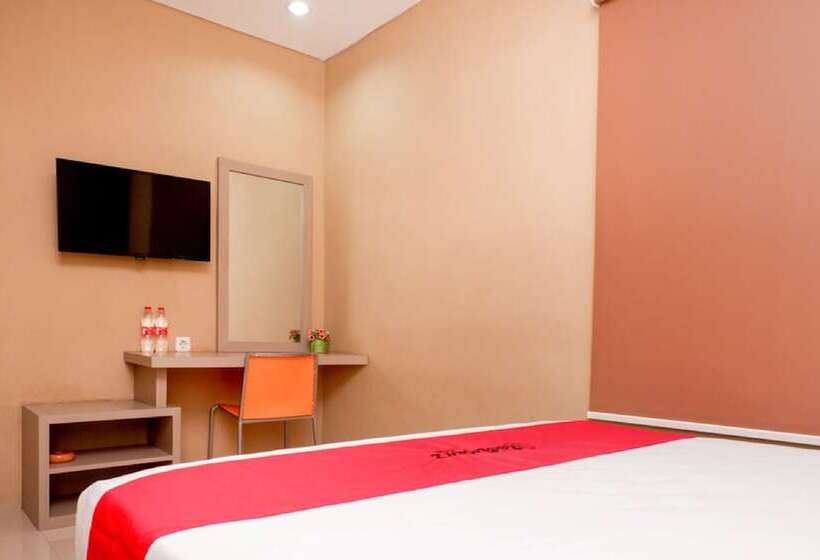 膳宿费 Reddoorz Near Java Supermall Semarang