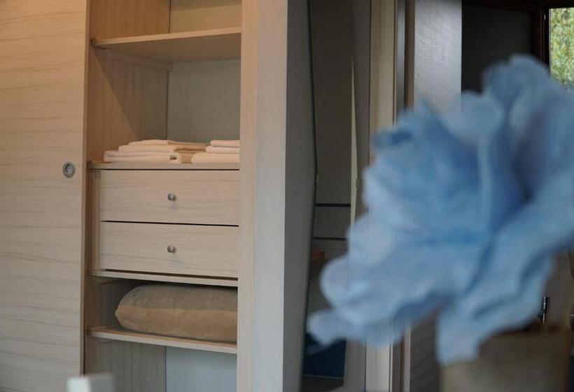 פנסיון Villa Giuseppe Bernabei Guest House