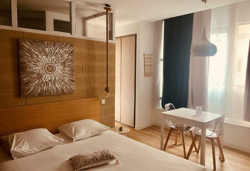 Suite 24
