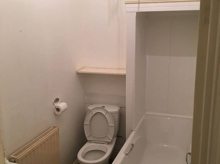 هاستل Plymouth Backpackers