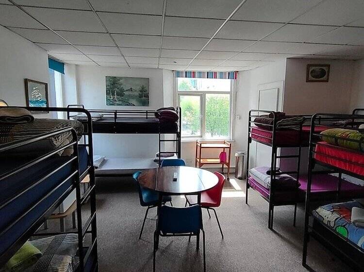 هاستل Plymouth Backpackers