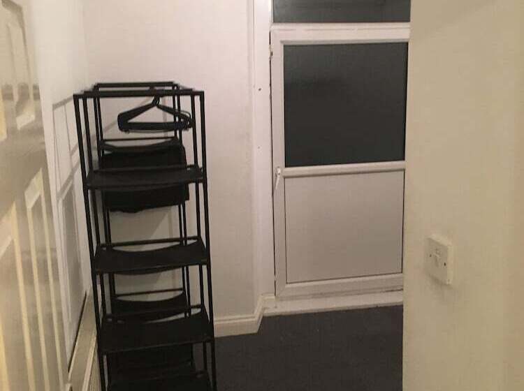 هاستل Plymouth Backpackers