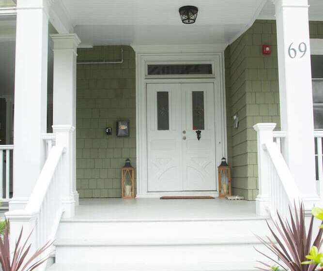 مبيت وإفطار The Ocean Bay House