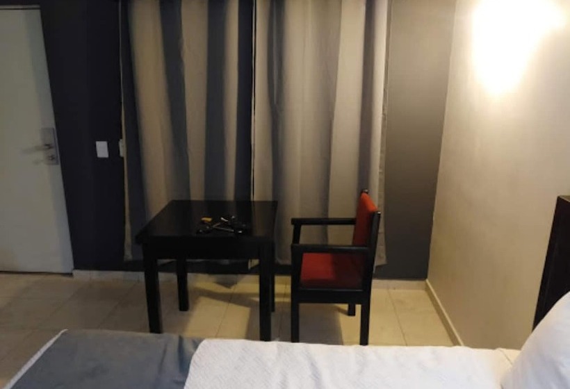 בית מלון כפרי La Finca