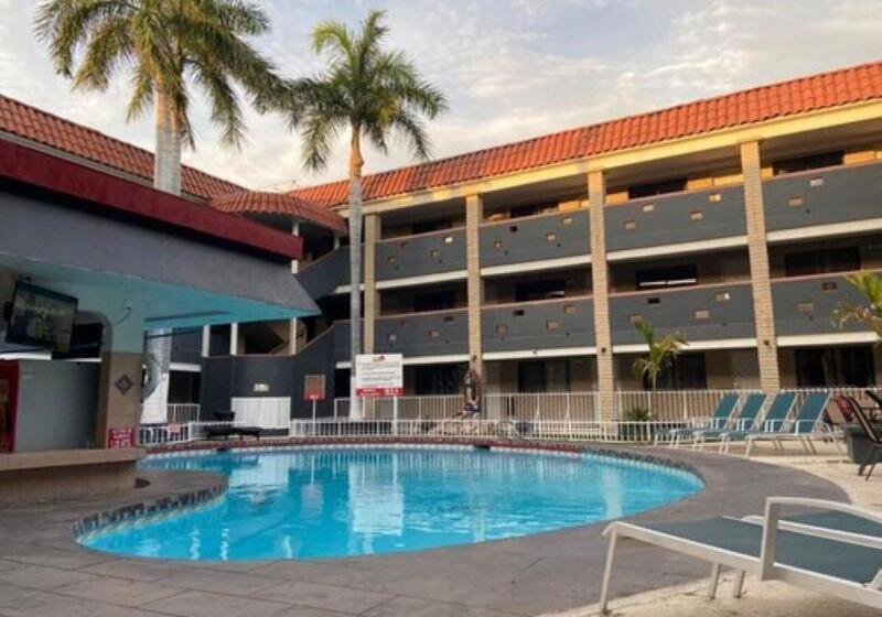 בית מלון כפרי La Finca