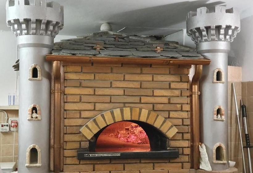 בית מלון כפרי Ristorante Château