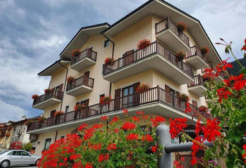 בית מלון כפרי Ristorante Château