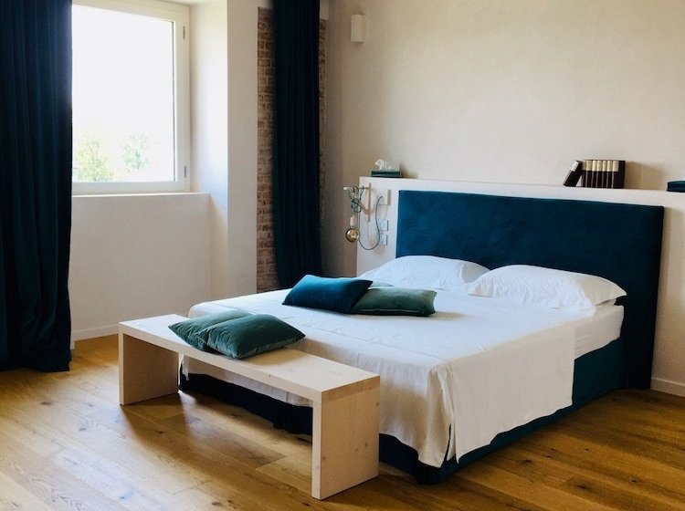 פנסיון Domaine Isaure