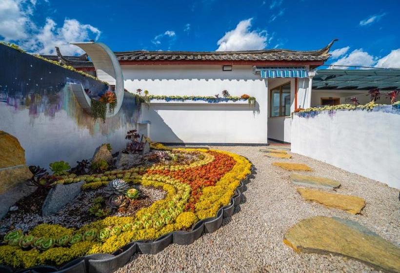 پانسیون Lijiang Nanfu Yinglu Guesthouse