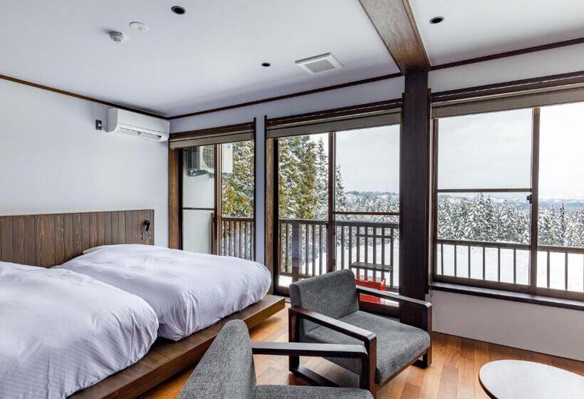 فندق صغير Kamosu Mori