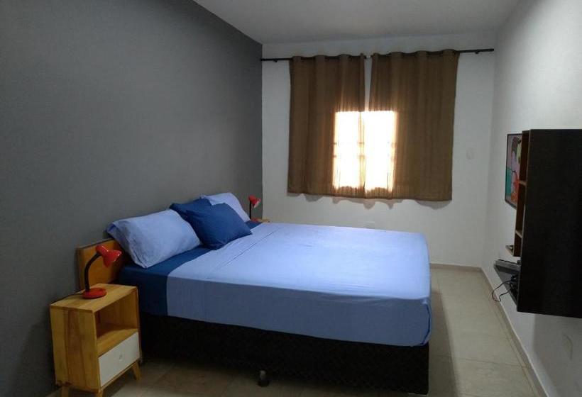 Общежитие Pousada Dos Reis