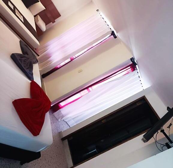 ホテル Bicentenario Rionegro