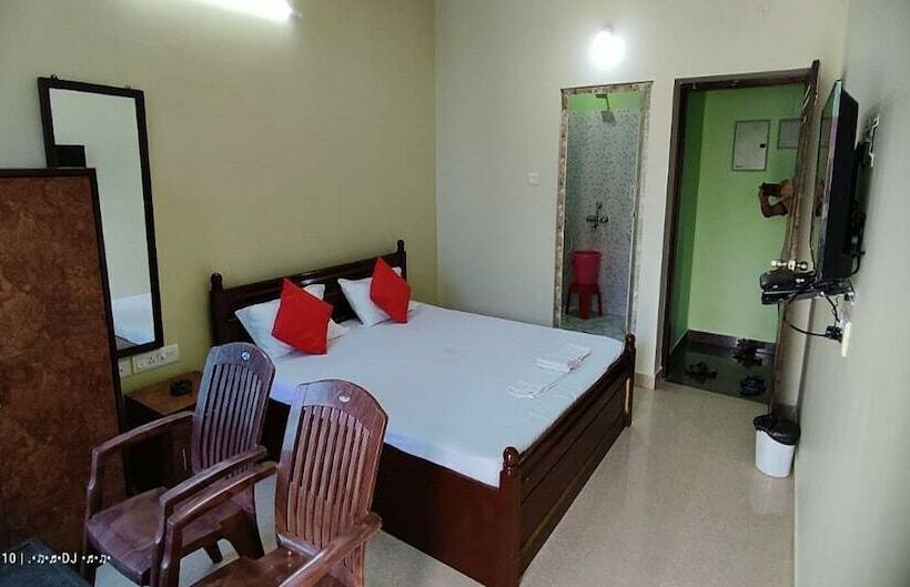 Hotel Goroomgo Orchid Beach Inn Puri