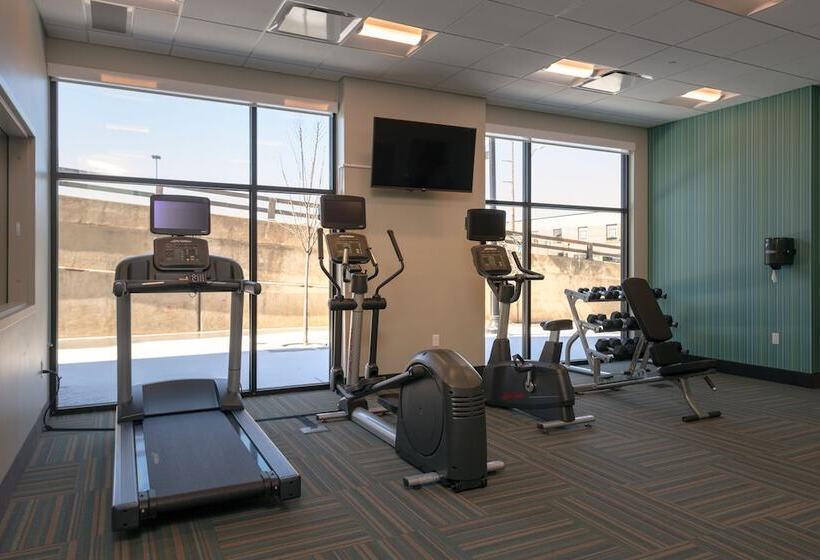 فندق Holiday Inn Express & Suites   Tulsa Downtown   Arts District, An Ihg