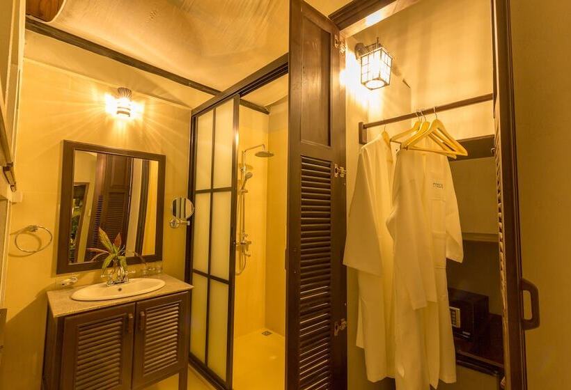 בית מלון כפרי Pou Villa