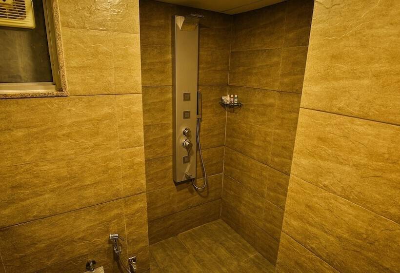 酒店 Ambition Studio Apartment At Weekend Address