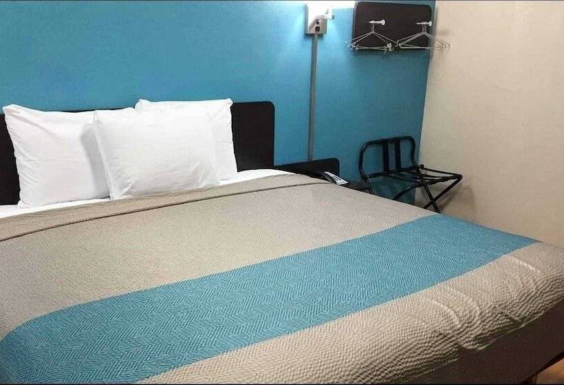 Motel 6odessa, Tx  2nd Street