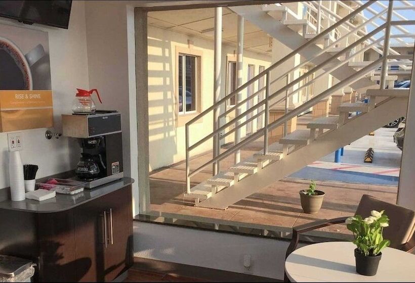 Motel 6odessa, Tx  2nd Street