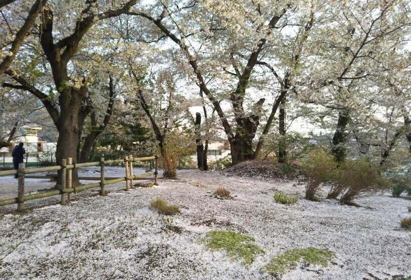 Pensione Guest House Hostel Yukuru