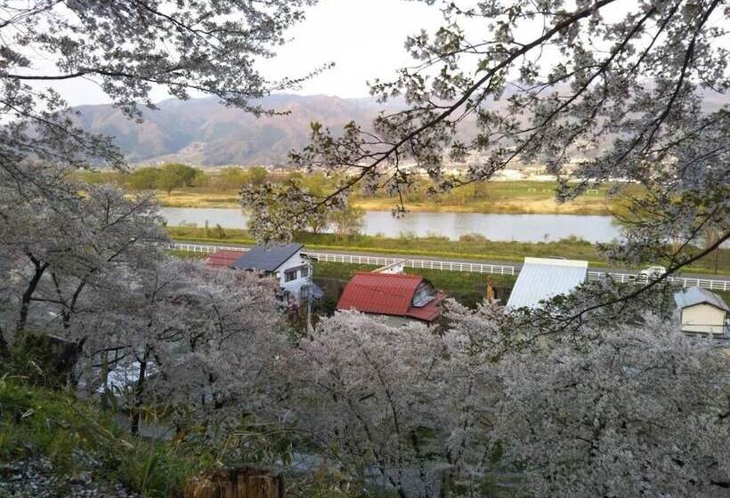 Pensione Guest House Hostel Yukuru