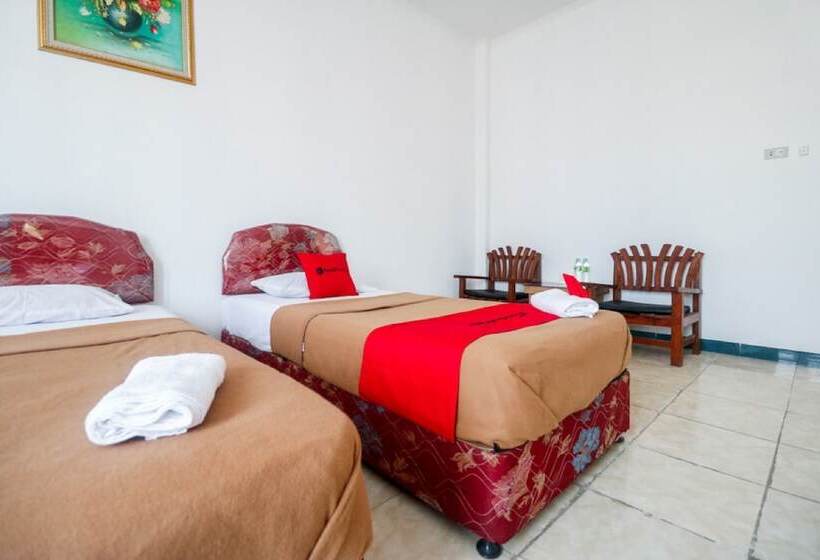 پانسیون Reddoorz @ Jalan Diponegoro Lampung