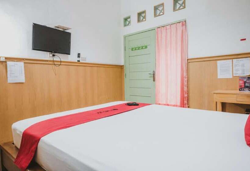 펜션 Reddoorz Near Kartini Mall Lampung