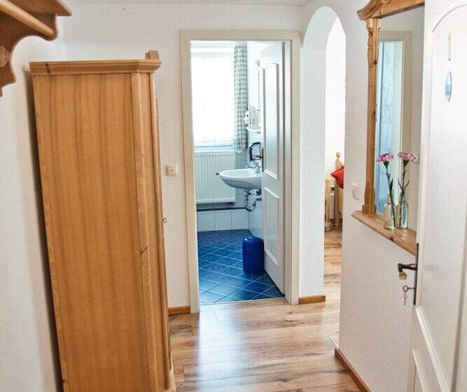 Общежитие Landgasthof Zum Stern Wasserkuppe Rhon