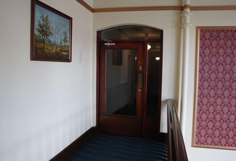 Grand Hotel Whangarei