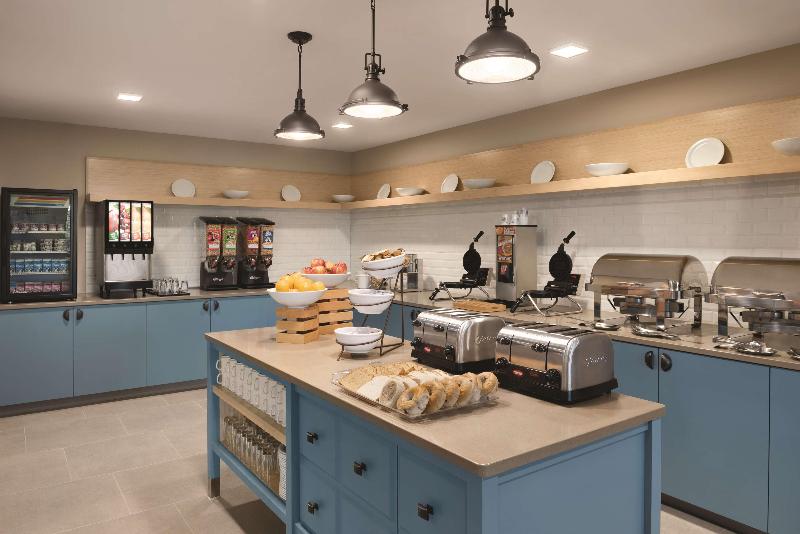 هتل Country Inn & Suites By Radisson, Ft. Atkinson, Wi