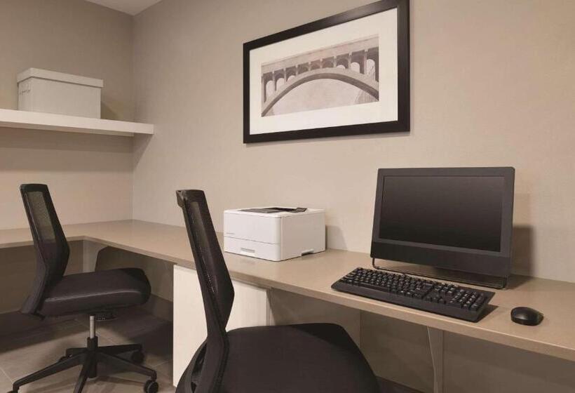 ホテル Country Inn & Suites By Radisson, Ft. Atkinson, Wi