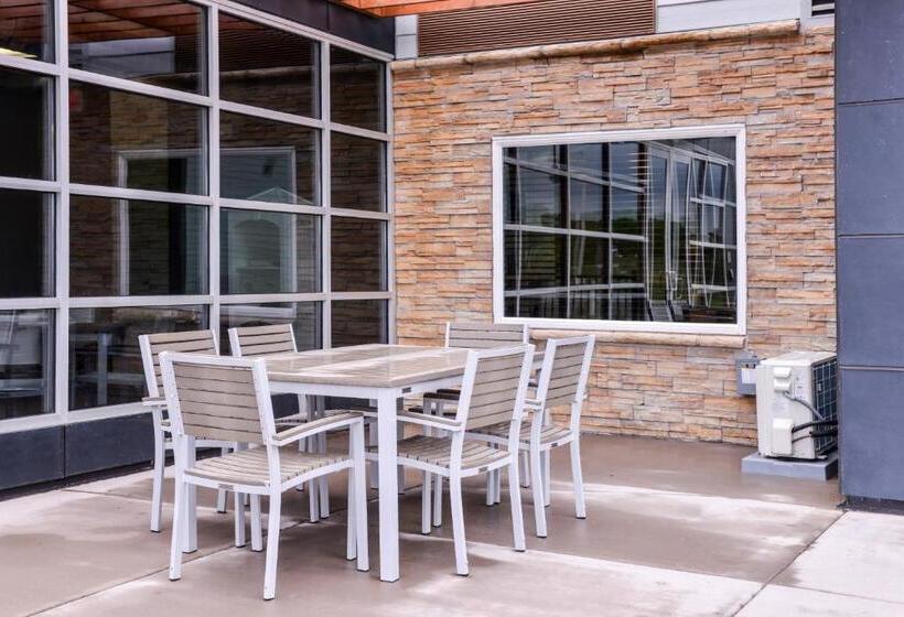 ホテル Country Inn & Suites By Radisson, Ft. Atkinson, Wi