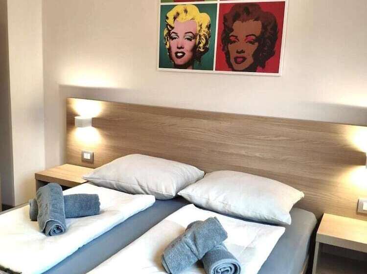 ホテル Kriemhilde Dependance