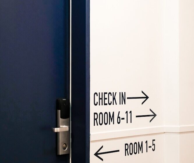 בית מלון כפרי The Dot | 24/7 Checkin