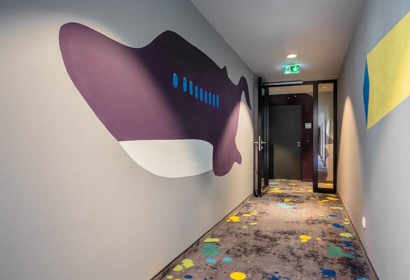 בית מלון כפרי Holiday Inn   The Niu, Charly Frankfurt City, An Ihg