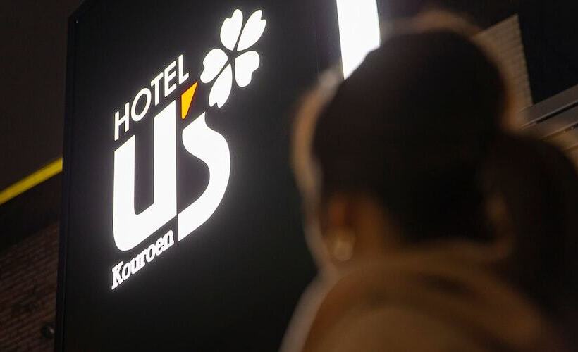 호텔 U S Kouroen