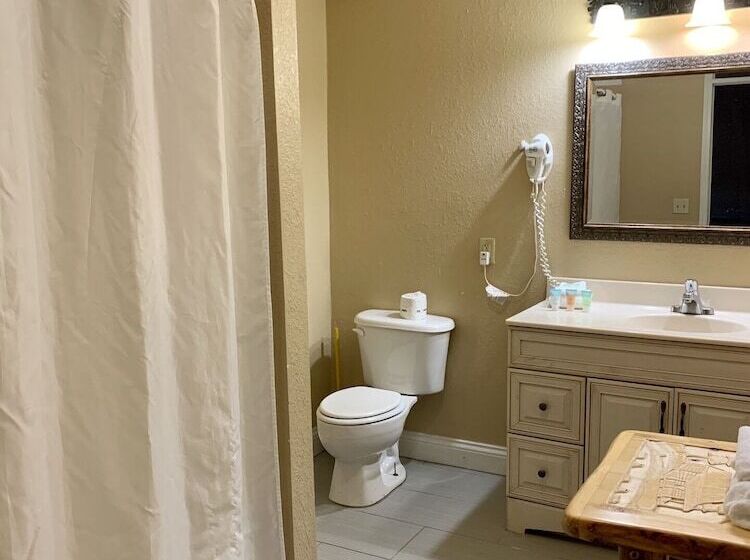 مُتل Riverchase Lodge