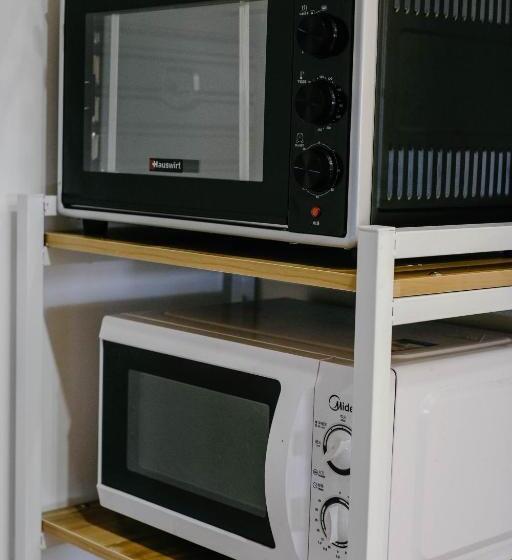 پانسیون Dali Lila's House Seaview Guesthouse