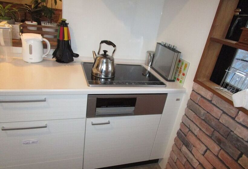 פנסיון Guest House Proof Point