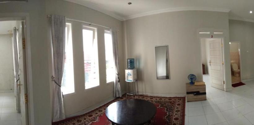 Пансион Mandi Angin Syariah Homestay