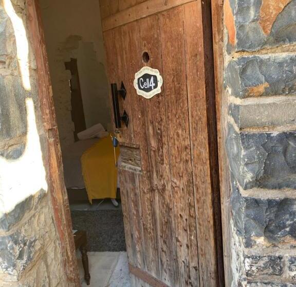 Пансион Vyfster   Old Jail