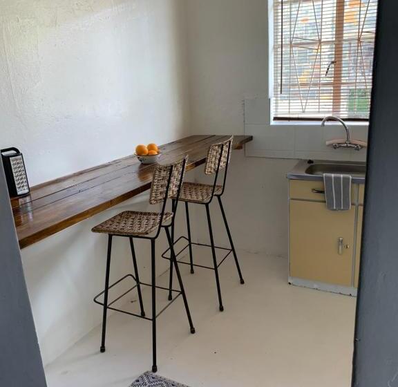 Пансион Vyfster   Old Jail