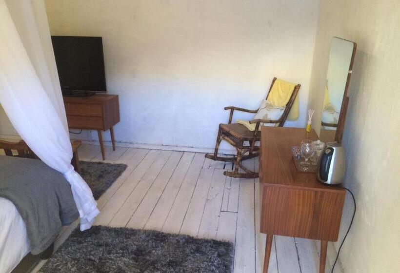 Пансион Vyfster   Old Jail