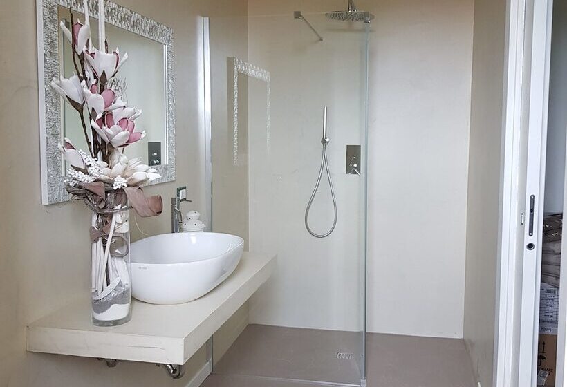 هتل Venus Suites