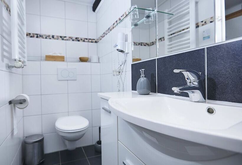 호스텔 Weinhaus Lenz