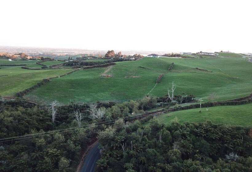 Arohanui Rural Retreat B&b