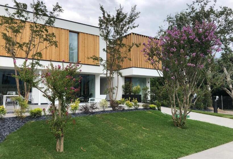 تختخواب و صبحانه Alea   Garda Lake Suite