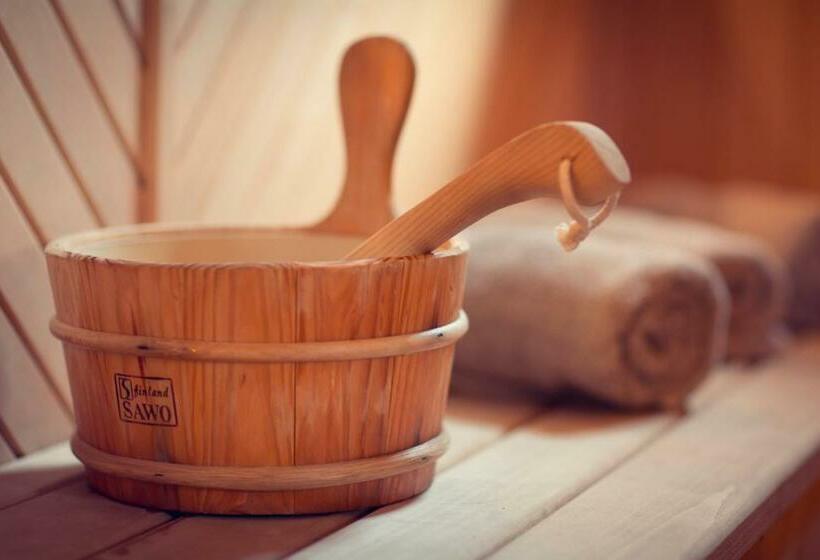 تختخواب و صبحانه Pawlonia Villa Kvareli