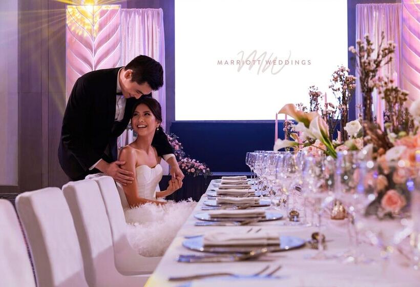 هتل Clark Marriott